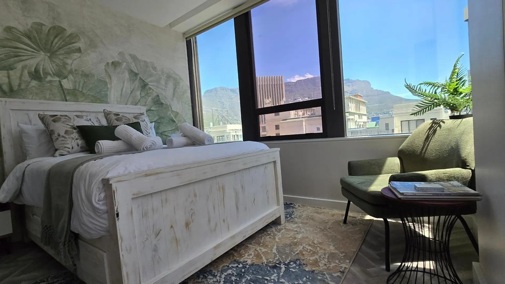 Lux City Suite - Near Cticc And V&A Cape Town