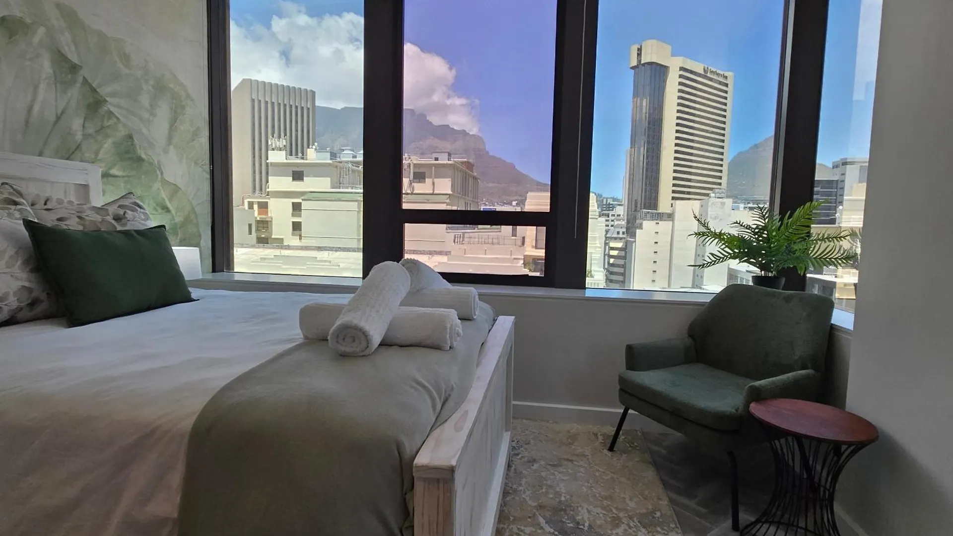 Apartment Lux City Suite - Near Cticc And V&A Cape Town