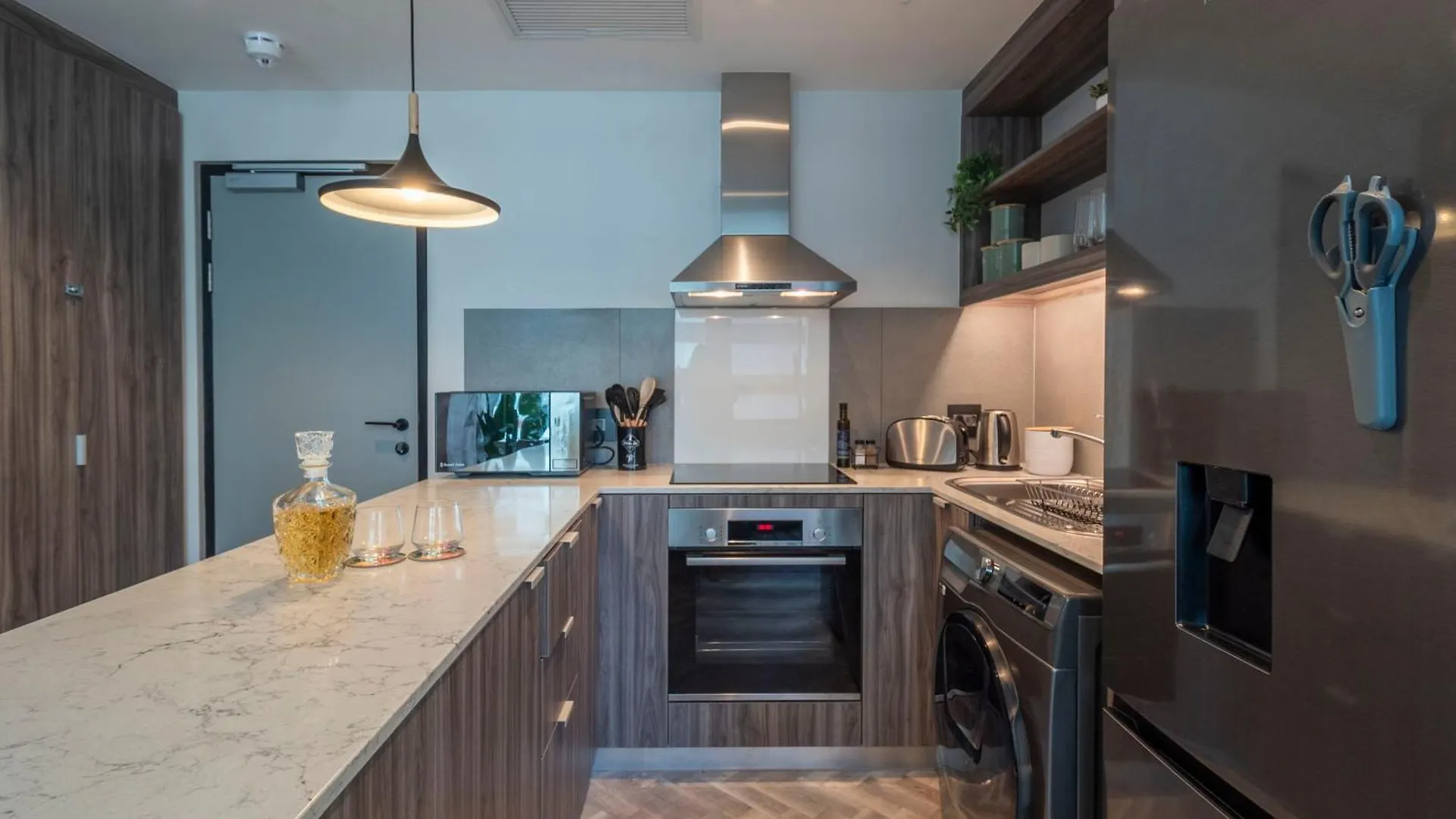 Lux City Suite - Near Cticc And V&A Cape Town Apartment